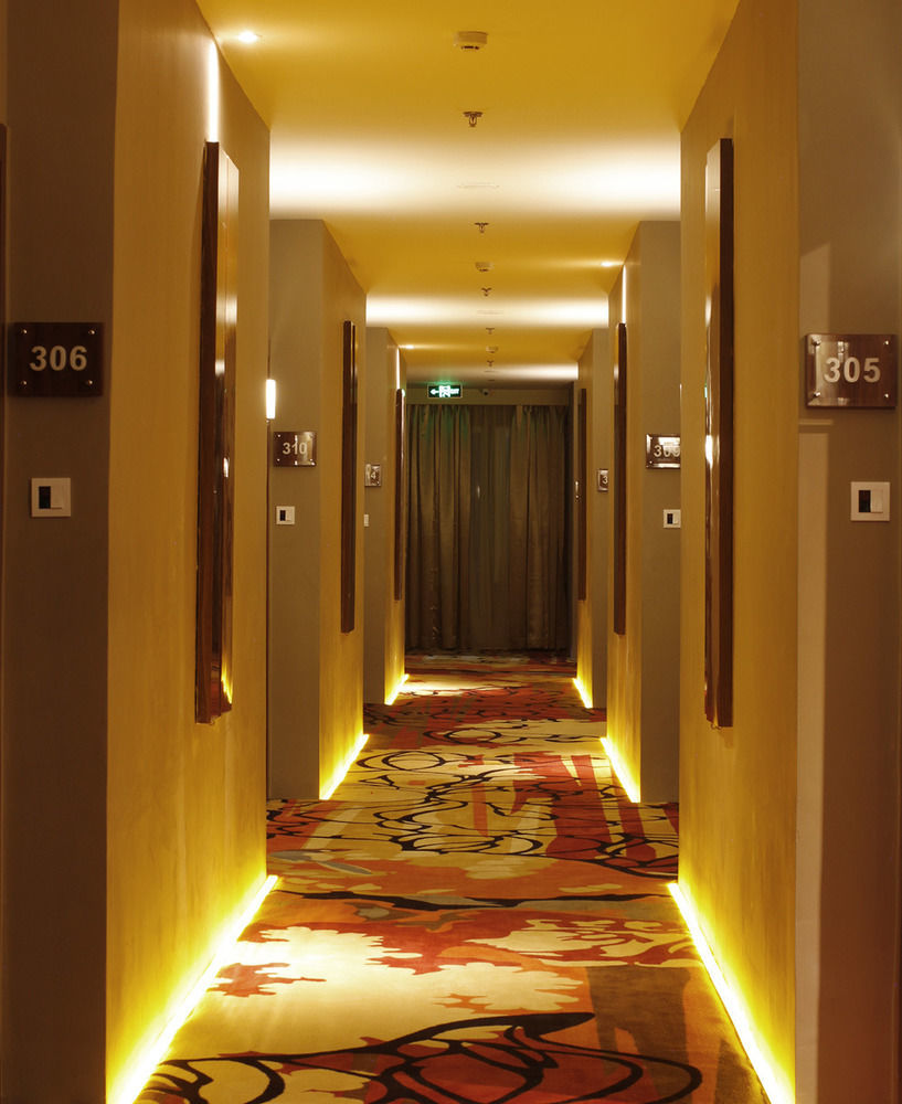 Royal Asnof Hotel 3*