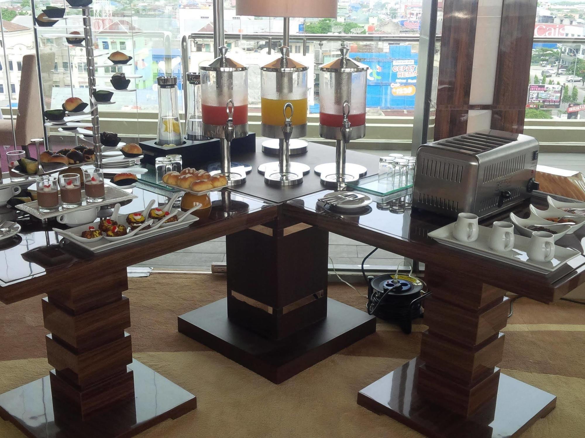 Royal Asnof Hotel Pekanbaru